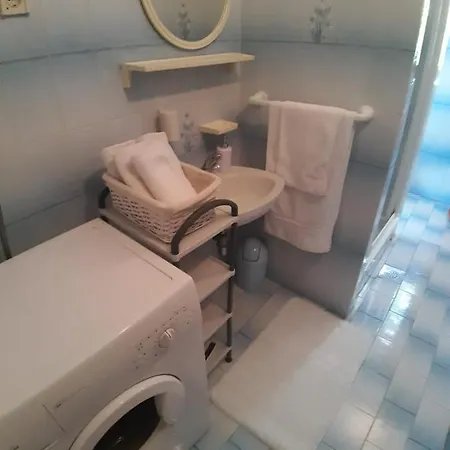 Ksenija Apartment *